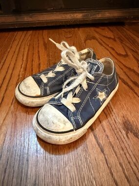 Converse Kids Navy Canvas Star Low-Top Sneakers